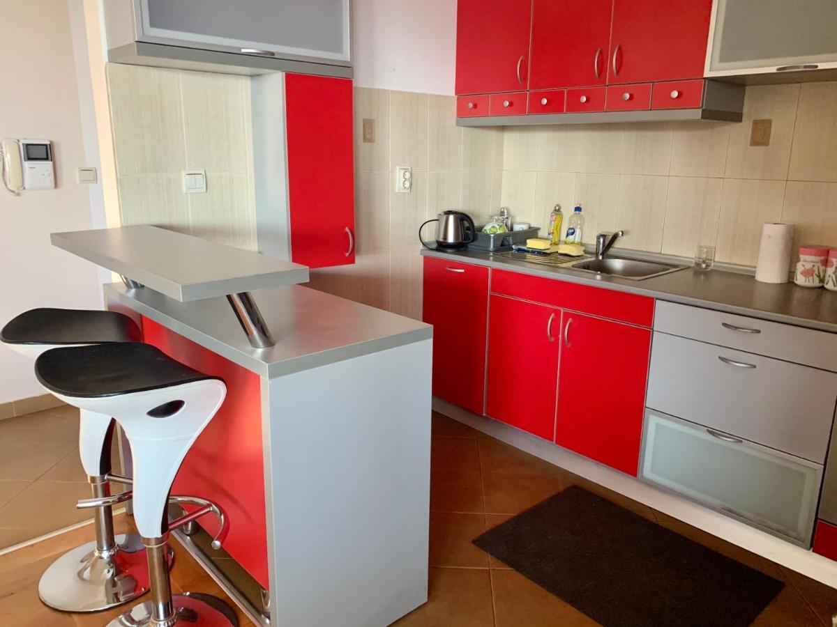 Blue Sky Apartment Petrovac Екстериор снимка