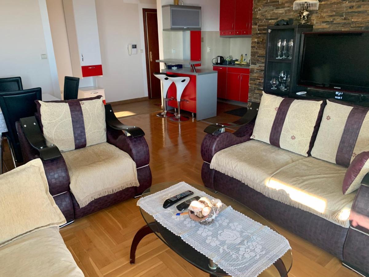Blue Sky Apartment Petrovac Екстериор снимка